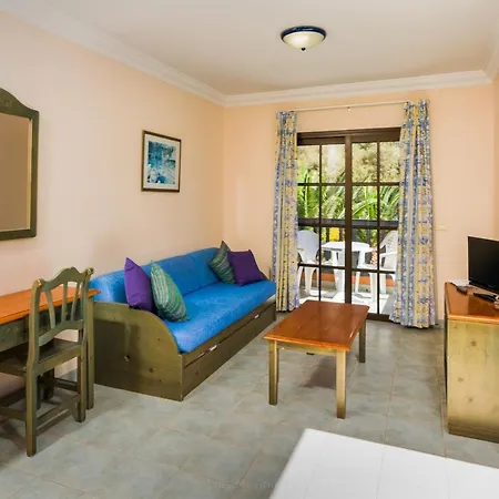 Residencial El Conde #6 Apartment