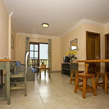 Residencial El Conde #6 Apartment